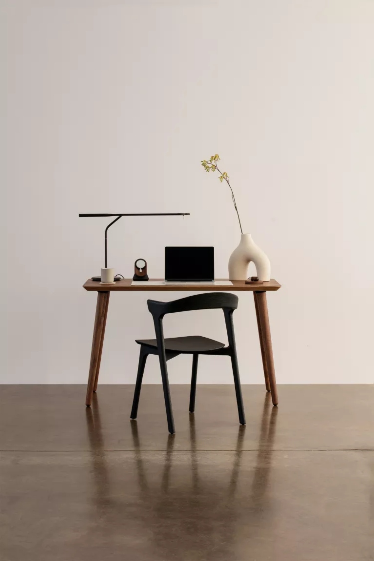 Oakywood je minimalistički radni prostor koji se prilagođava svim vašim zahtevima